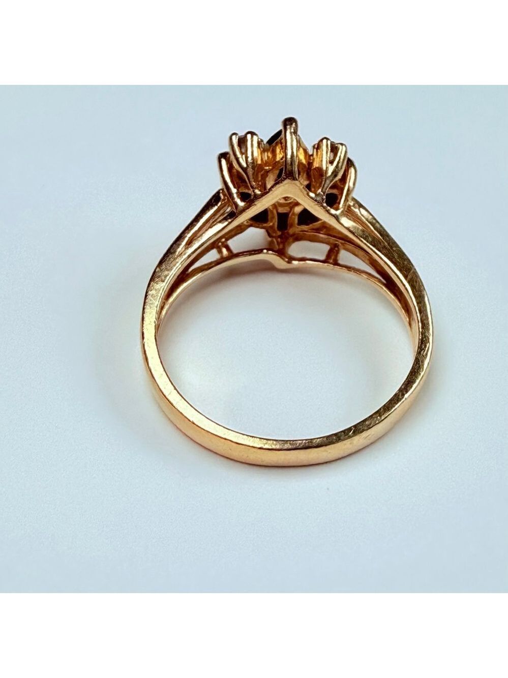 10K Solid Yellow Gold Blue Sapphire & Natural Diamond Cocktail Vintage Ring - Picture 6 of 11